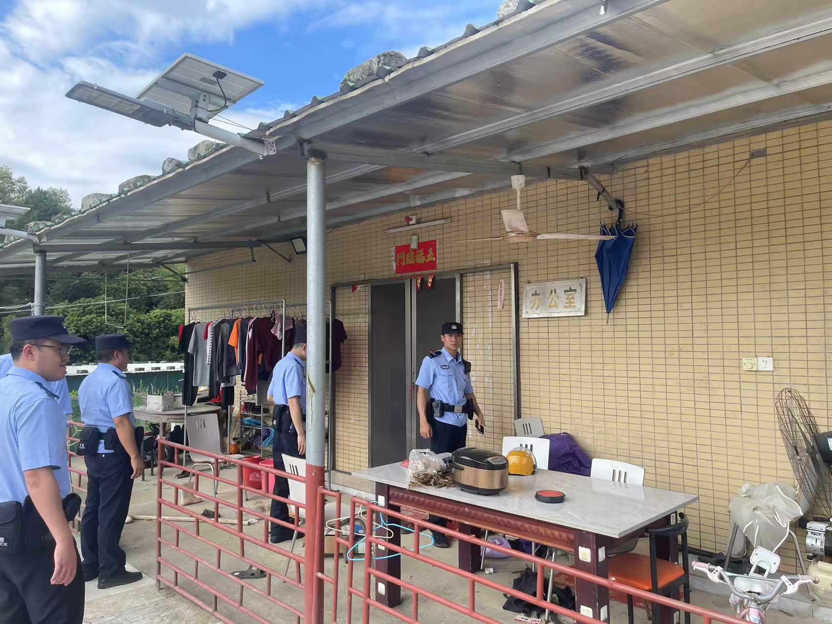 20241026八萬鎮(zhèn)開展涉毒風(fēng)險行業(yè)專項清理清查統(tǒng)一大行動.doc_11